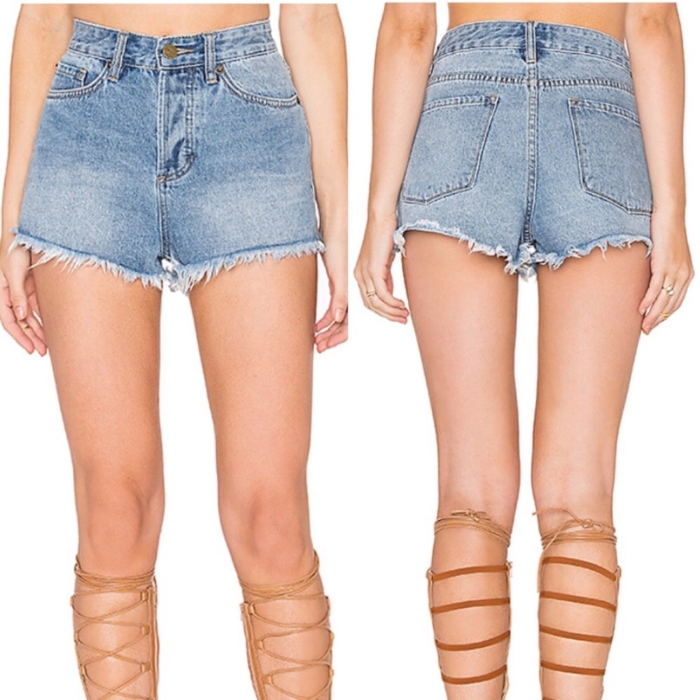 AMUSE SOCIETY Revolve High Rise Fray Denim Shorts Blue Sz 26